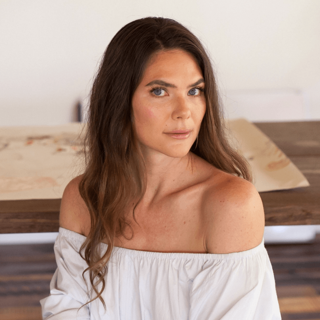 Amanda Chantal Bacon Square