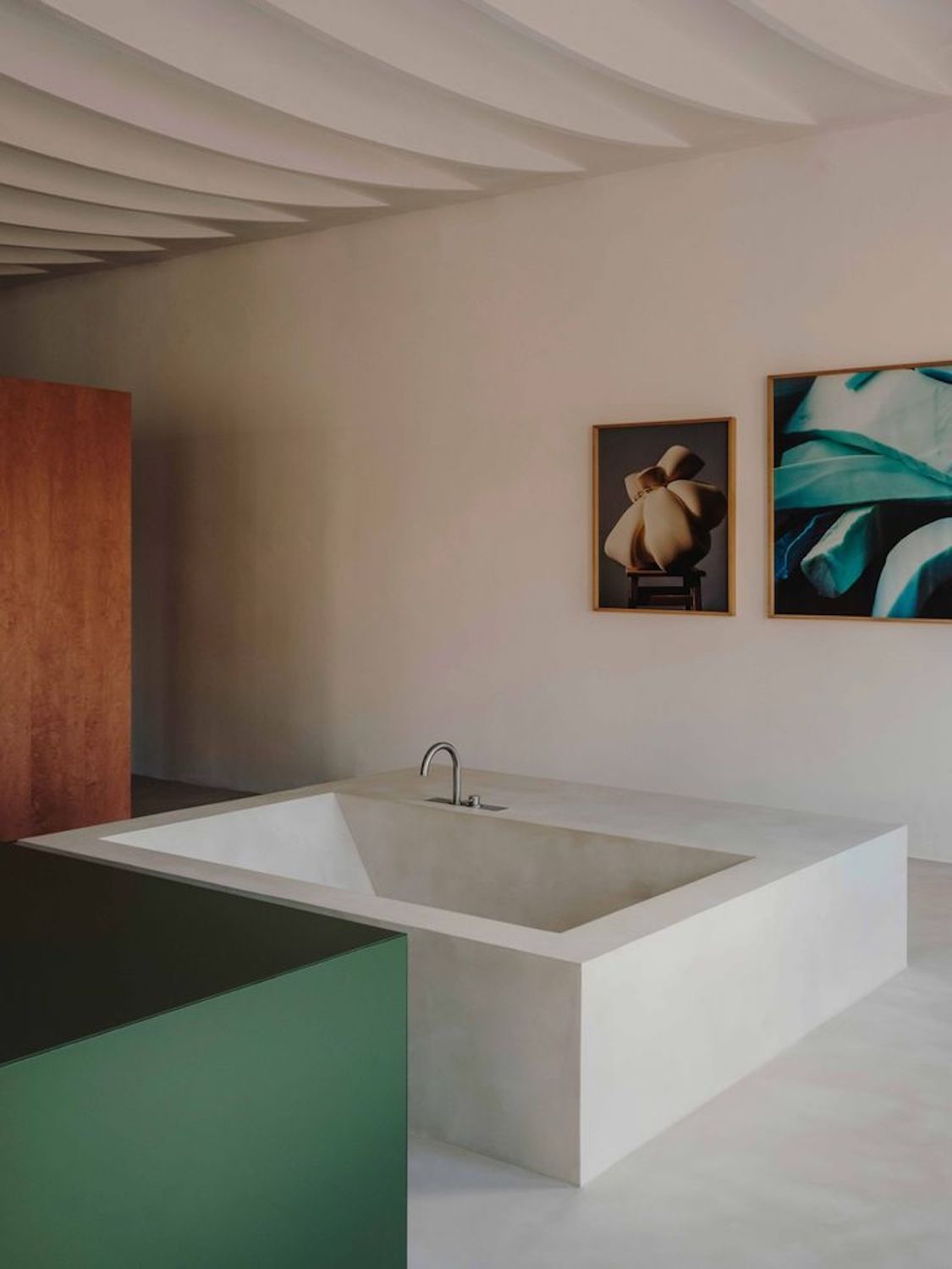 Casa Vasto apartment and gallery _constellation of objects_